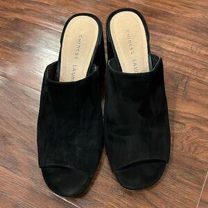 Chinese laundry black mules